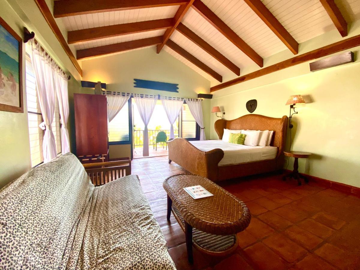 Tranquility Beach Suites Placencia Exteriör bild